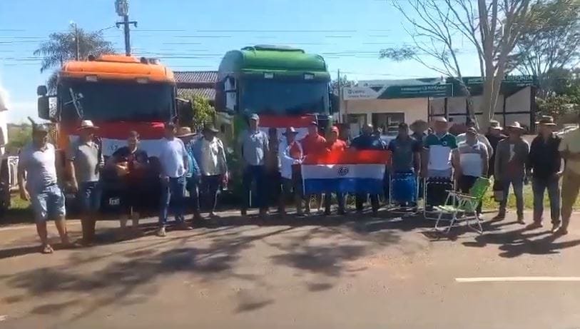 Greve de caminhoneiros no Paraguai pode afetar Porto Internacional de Santa Helena