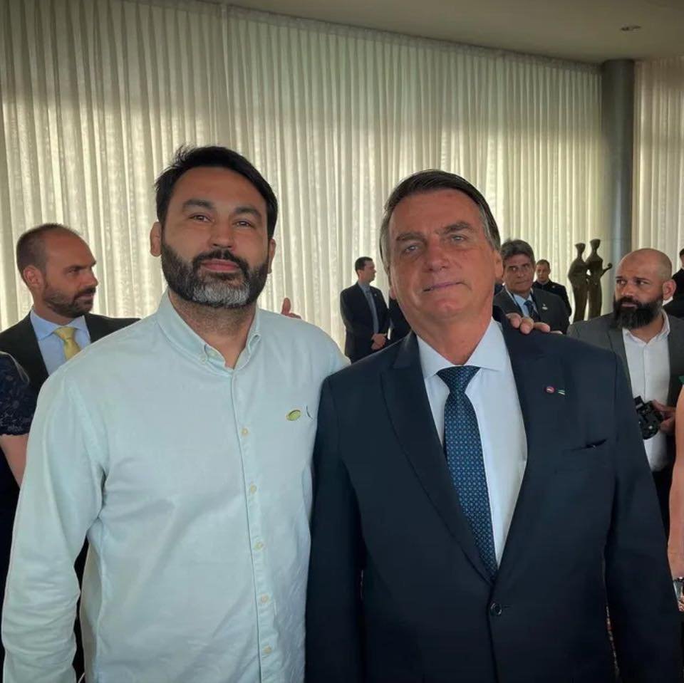 Parente do Jair: Moraes manda prender suplente de vereador da região