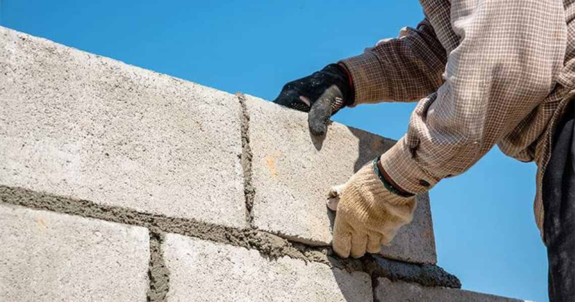 Pedreiro: Um dos setores que mais carece de mão de obra tem curso grátis de aperfeiçoamento em SH