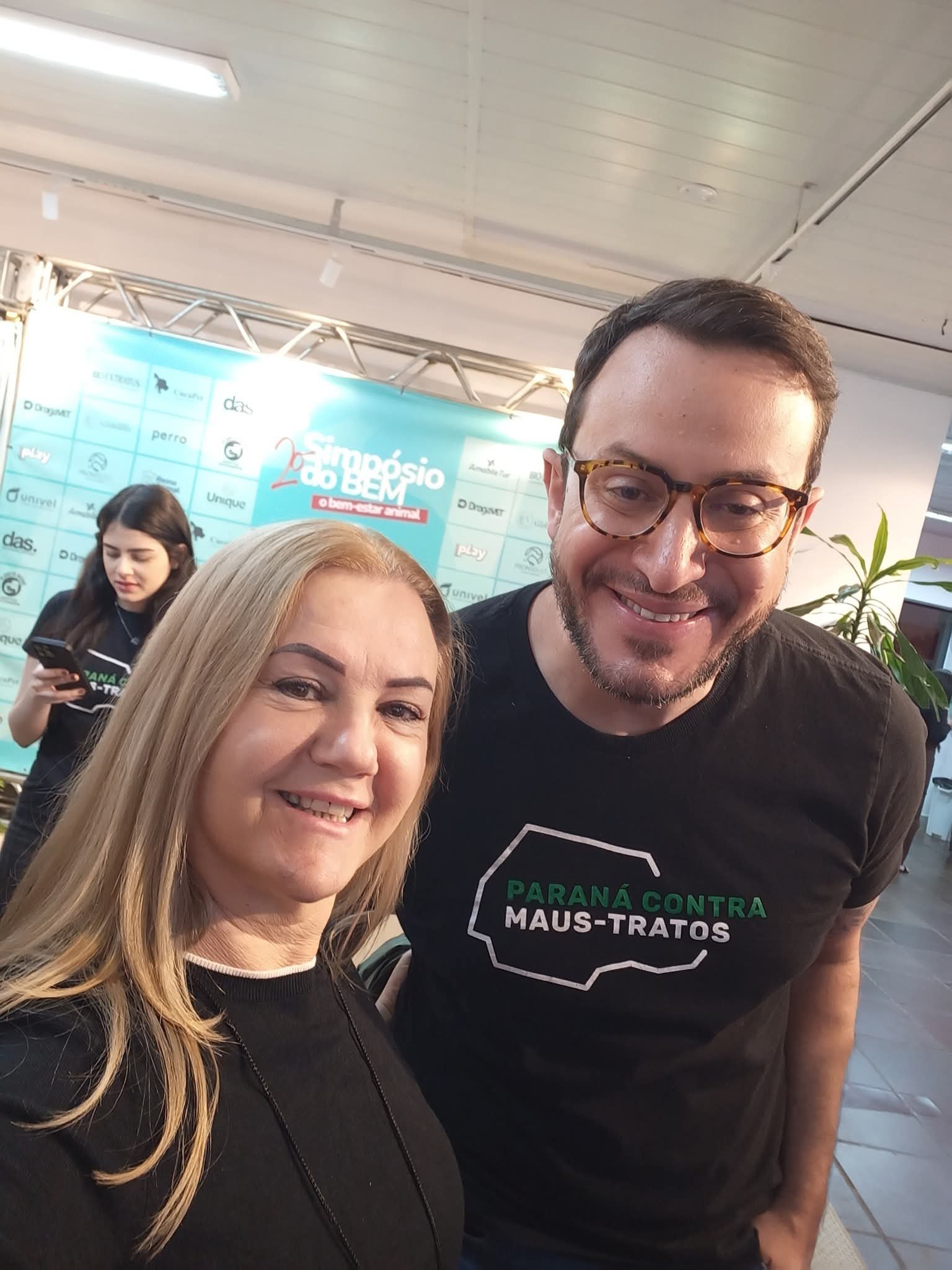 Santa-helenenses são destaque em simpósio que discutiu o bem-estar animal