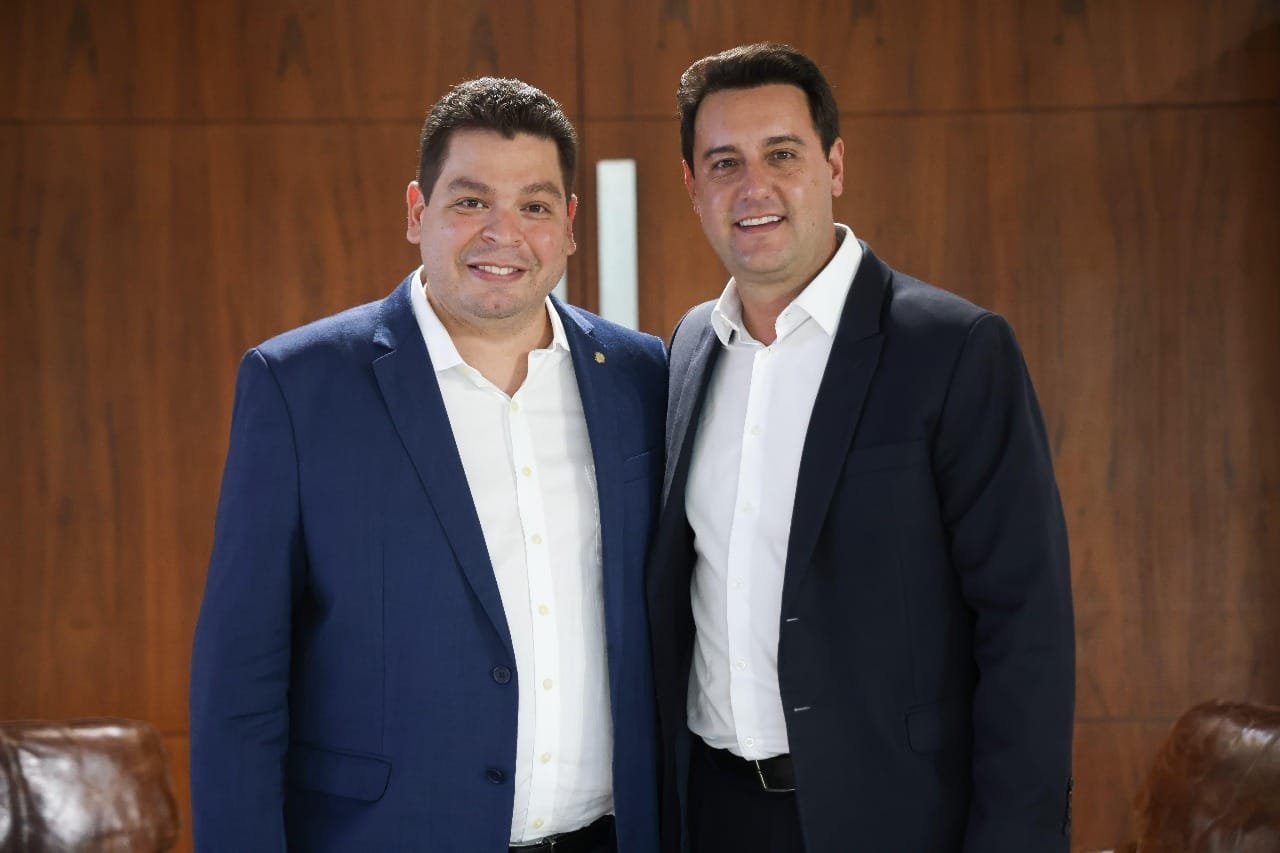 Aprovado o IPVA mais baixo do Brasil no Paraná, destaca Gugu Bueno. Efeitos positivos já são sentidos