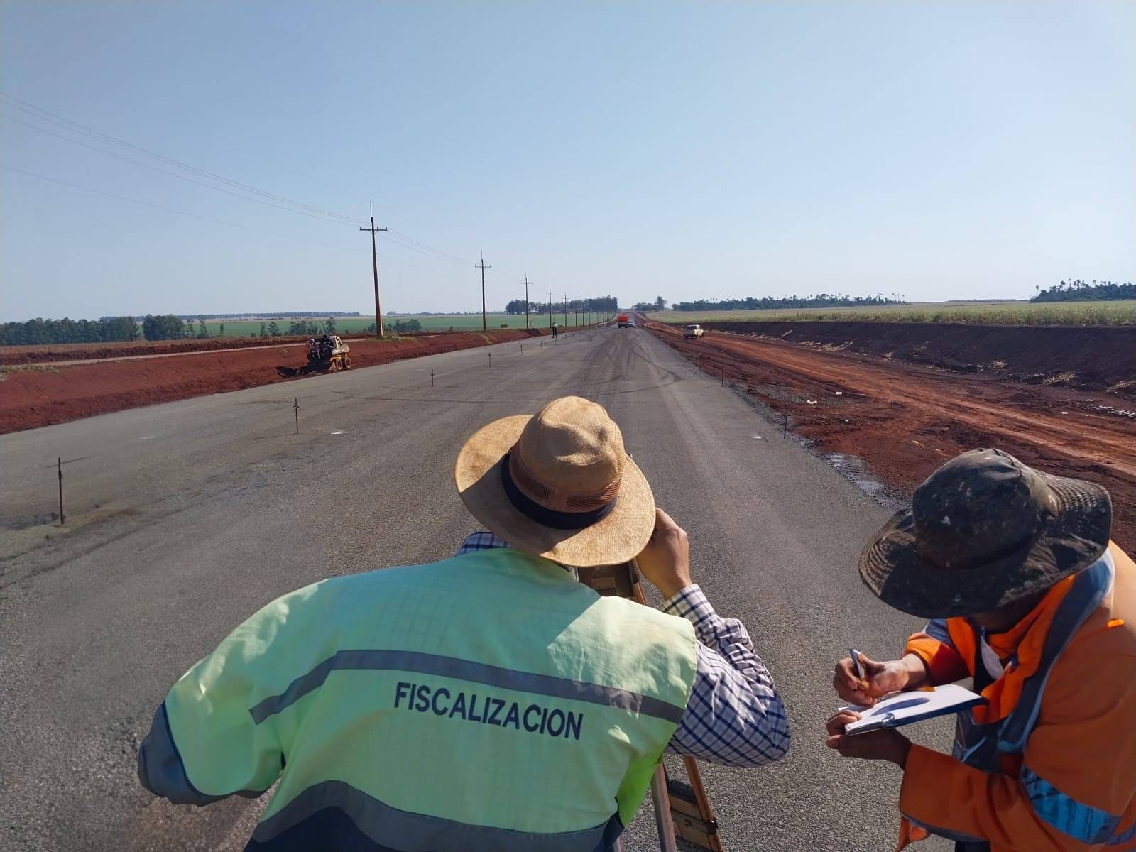 Veja quando de asfalto já foi feito nos dois lotes de Porto Índio até a Ruta PY07