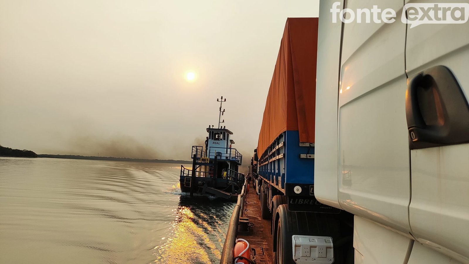 Receita emite comunicado limitando último horário para chegada de caminhões no Porto de SH, via balsas oriundas do PY