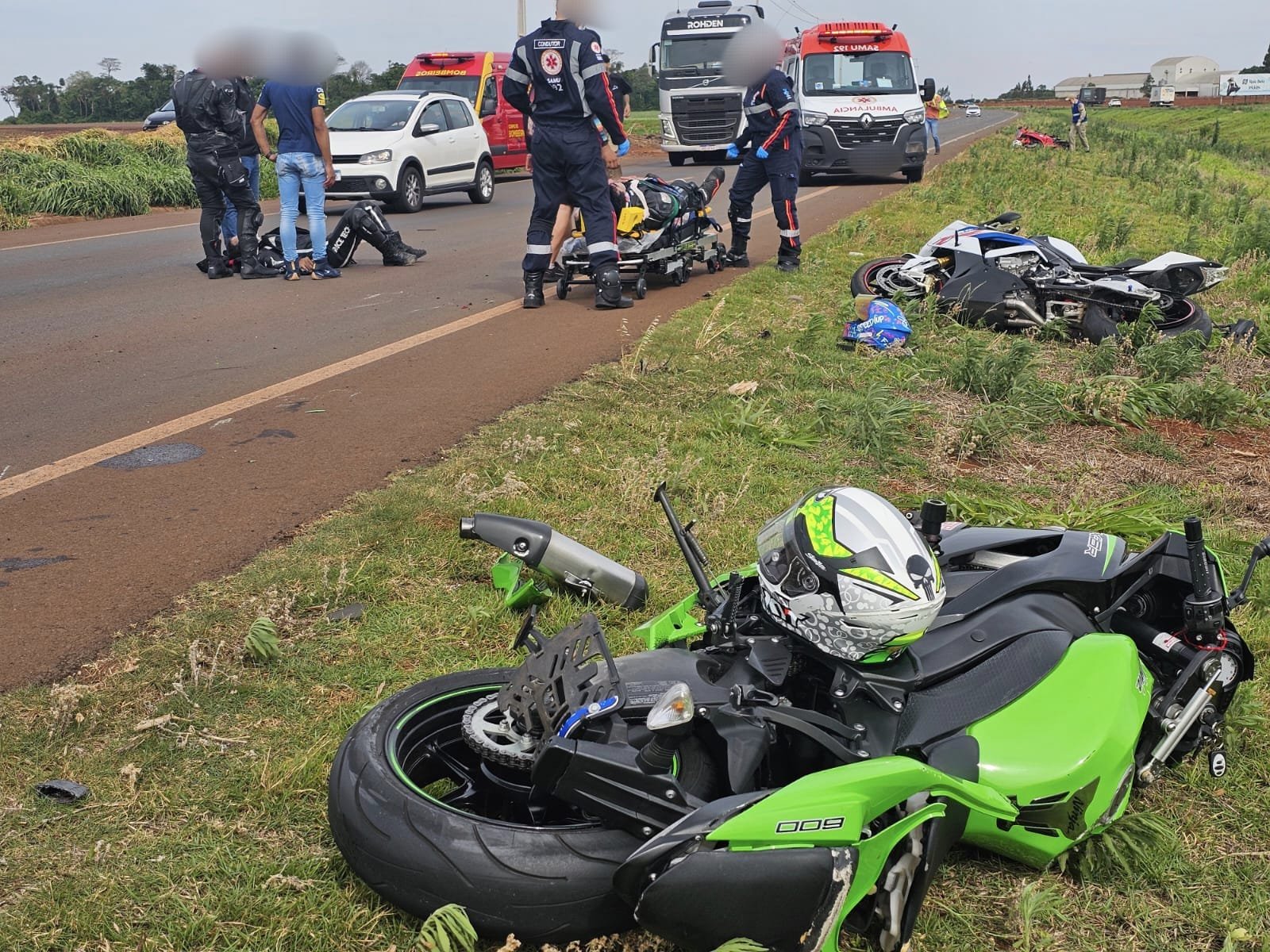 Acidente grave envolve 3 motociclistas que se dirigiam a Santa Helena para encontro