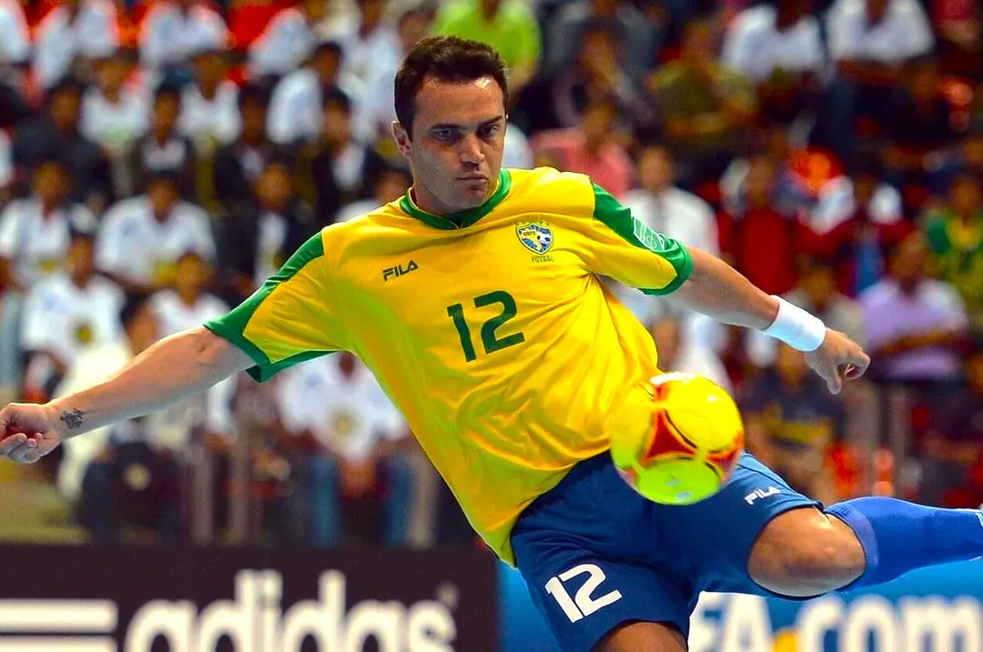 Maior craque da história do futsal vai reinaugurar Ginásio Municipal de Santa Helena