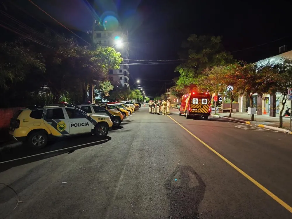 Suicide by cop: Homem vai pra cima de policiais dizendo que queria morrer e falece em UPA