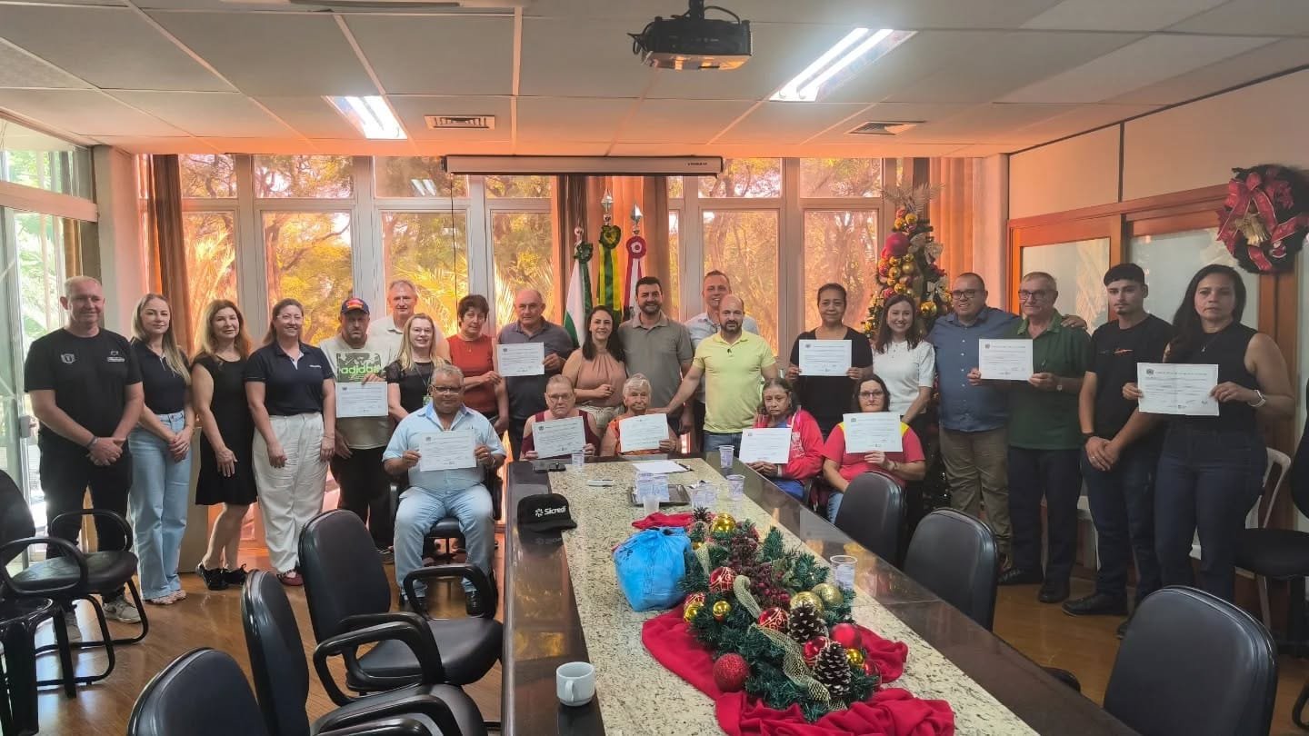 Regularização Fundiária da Vila Martins em MCR já é realidade depois da entrega de títulos