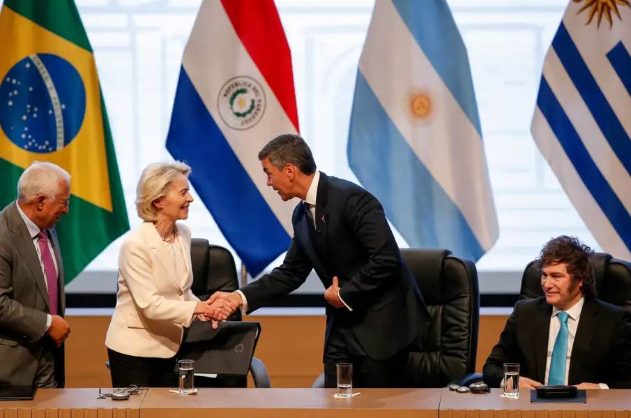 Com PIB de US$ 22 tri, Mercosul-UE assinam acordo após quase 26 anos de negociação. Reveja toda transmissão do evento no PY