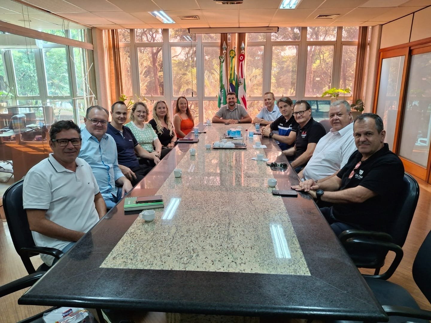 Reunião com setor empresarial expõe boas relações institucionais com Poder Público de MCR