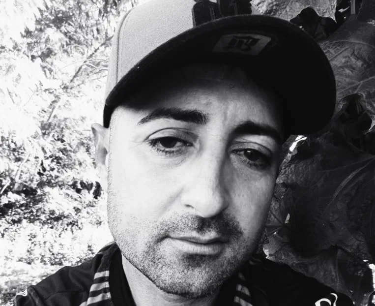 “Zóio”, com ficha policial por homicídio é alvo de facadas e não resiste em Santa Helena. Crime aconteceu perto da meia-noite