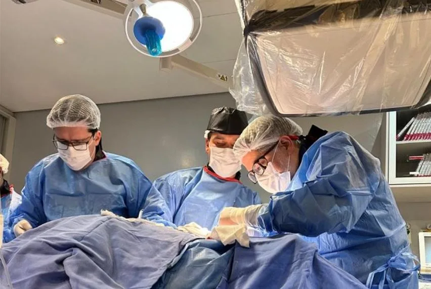 Paciente de SH recebe intervenção cirúrgica histórica no Hospital Universitário de Cascavel