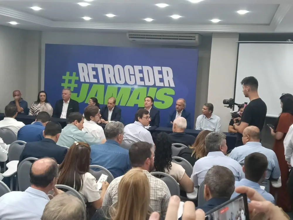 Entra Moro, saem praticamente todos os prefeitos do PL do Paraná