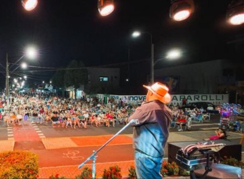 Show de humor e homenagem a escritora nonagenária de Santa Helena, marcaram a véspera do Dia da Mulher