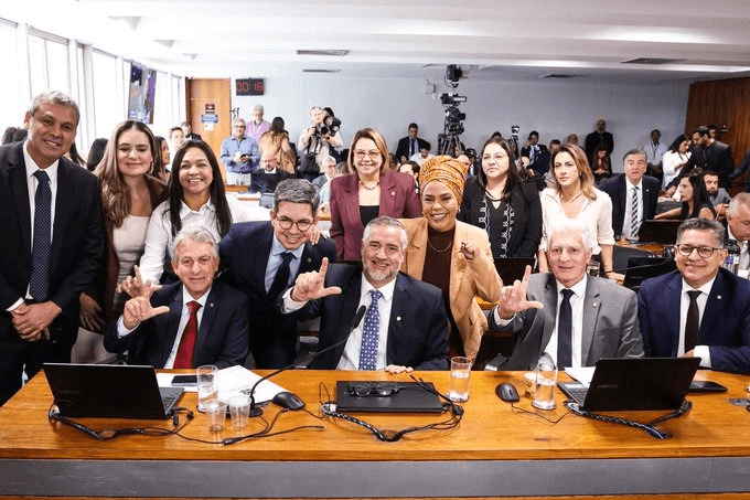 Entre o julgamento e o abafamento: quem protege os aposentados?