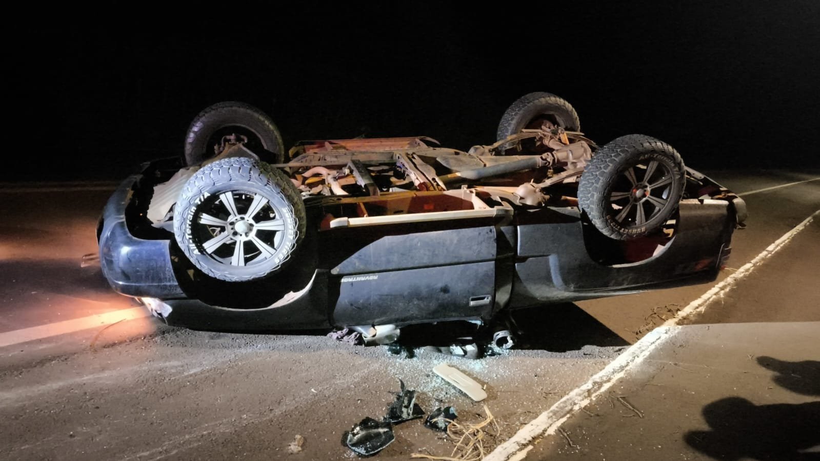 Ocorrências policias do final de semana até aqui. Homem mata outro a facada em frigorífico. Incêndio destrói casa em SH. Quatro mortos em colisão entre PR e SC