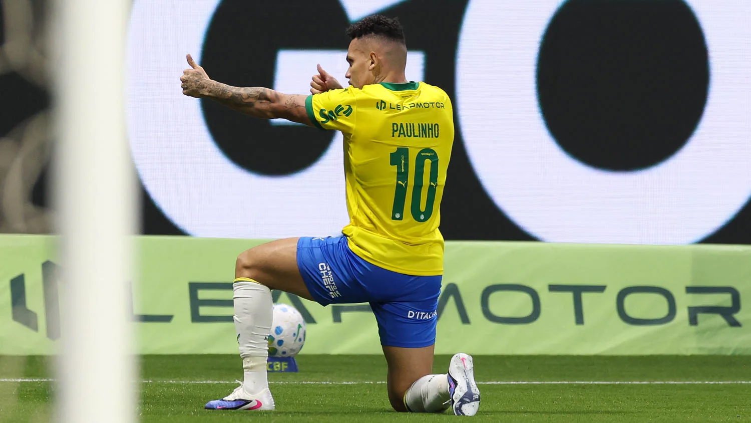 Brasileirão 2026: Liderança isolada do Palmeiras e dupla Gre-Nal sob alerta na parada da Copa