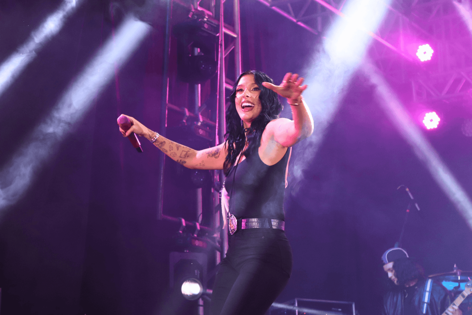 Veja mais fotos do show de Ana Castela em Santa Helena!