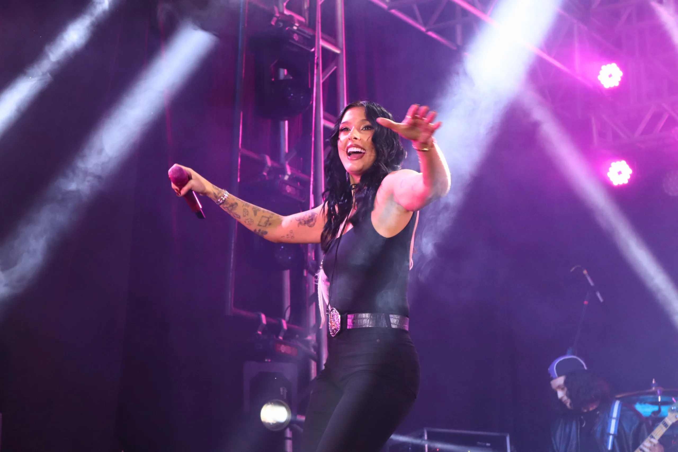 Veja mais fotos do show de Ana Castela em Santa Helena!