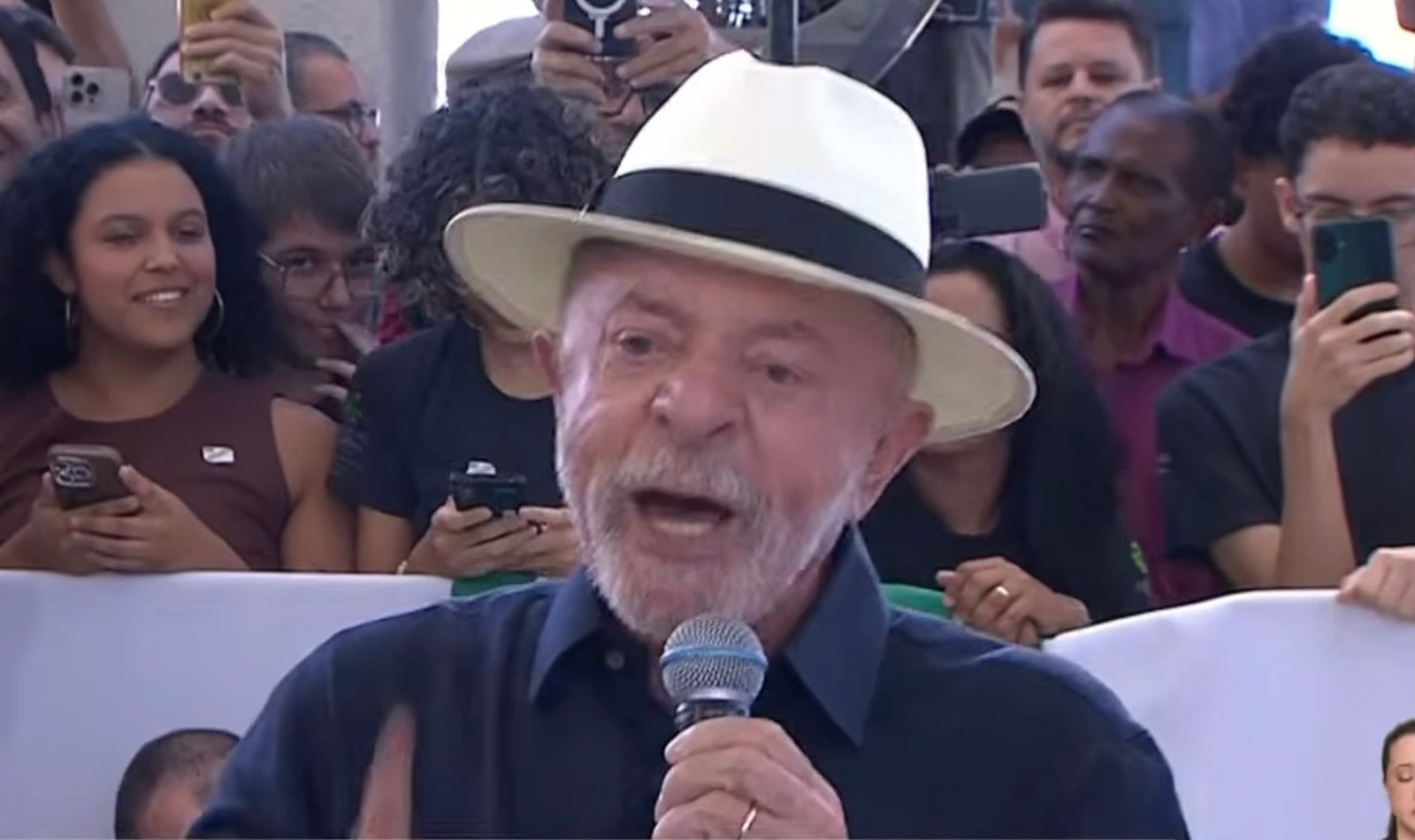 Ao incitar violência contra filhos de Bolsonaro, Lula “enforca” pessoa errada em mais uma patacoada (vídeo)