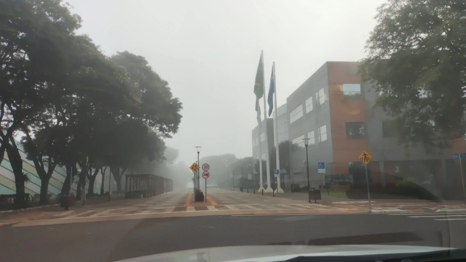 Frio diminui intensidade, contraria previsão e praticamente afasta perigo de geada no extremo oeste do PR e leste do PY