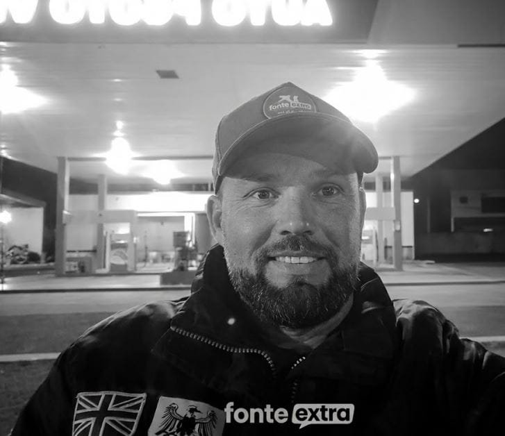 Nota de falecimento de Rafael Kanareck