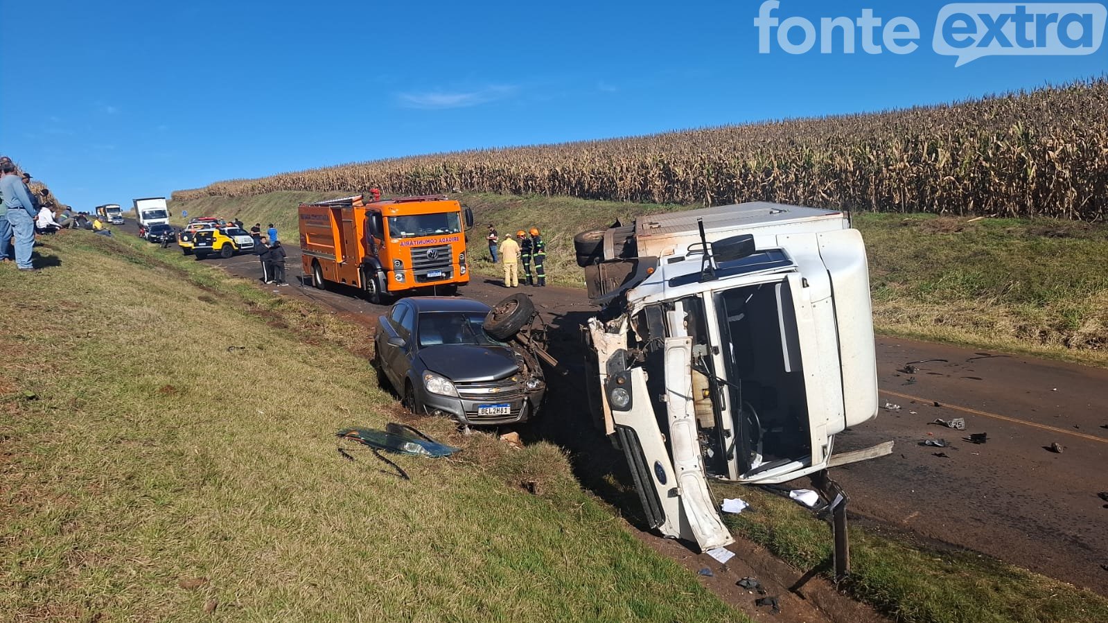 19 toneladas de alimentos saqueadas após tombamento de caminhão em área indígena de Nova Laranjeiras