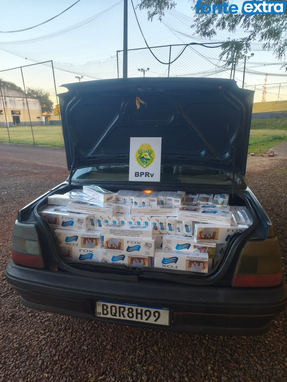 Monza carregado com cigarros contrabandeados é apreendido pela PRE na PR-495