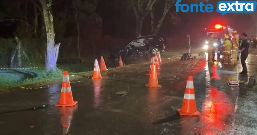 Pajero com 8 a bordo bate violentamente em Foz e mata duas moças