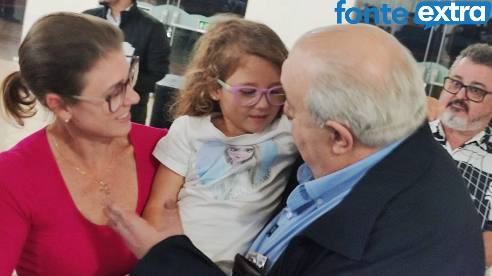 (Vídeos) MDB de Santa Helena recebeu Greca, candidato ao governo do Paraná. “Quero uma mulher de vice”