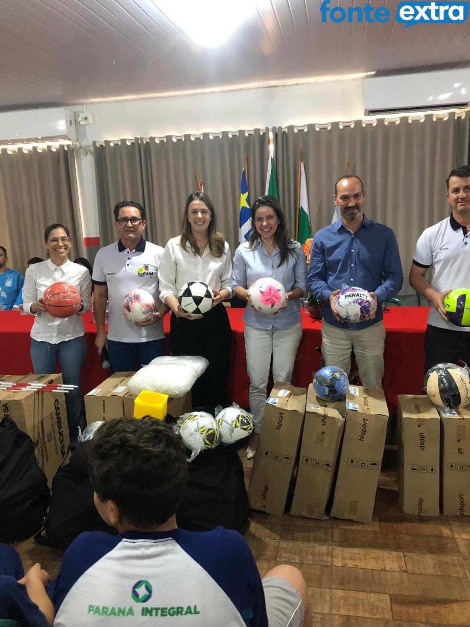 Comunidade escolar: Evento marcou entrega de materiais esportivos em Vila Celeste