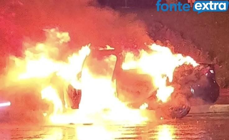 Vítima tem carro incendiado em São Miguel do Iguaçu(vídeo)