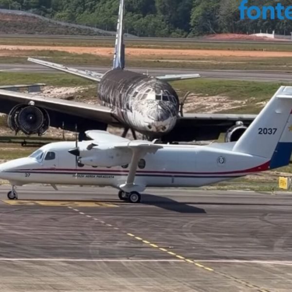 (Vídeo) Novo avião da Força Aérea Paraguaia, financiado por Itaipu, pousa no Brasil