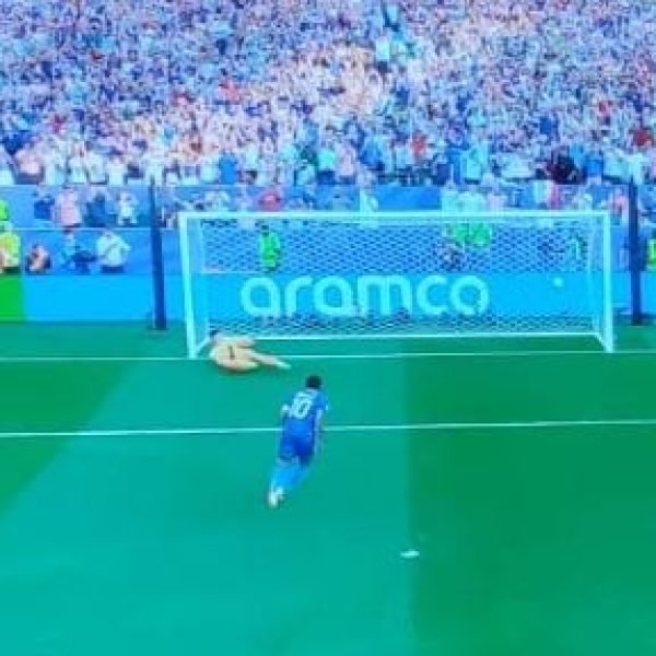 Paraguai quase suporta França mas penalidade no segundo tempo tira albirroja da Copa. Brasil é neste domingo!