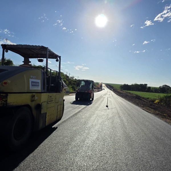 Divulgado pelo Ministério de Obras do Paraguai, o atual estágio do asfalto de Porto Índio ao trevo de Itakyry
