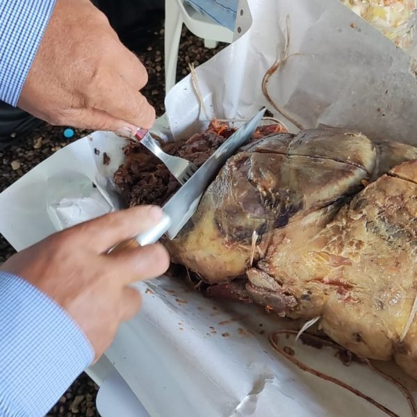 Uma tonelada de costela desossada e recheada na festa de São José das Palmeiras (entrevista)