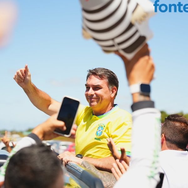 Flávio sobe 9 pontos entre os que acham que ele irá vencer no segundo turno