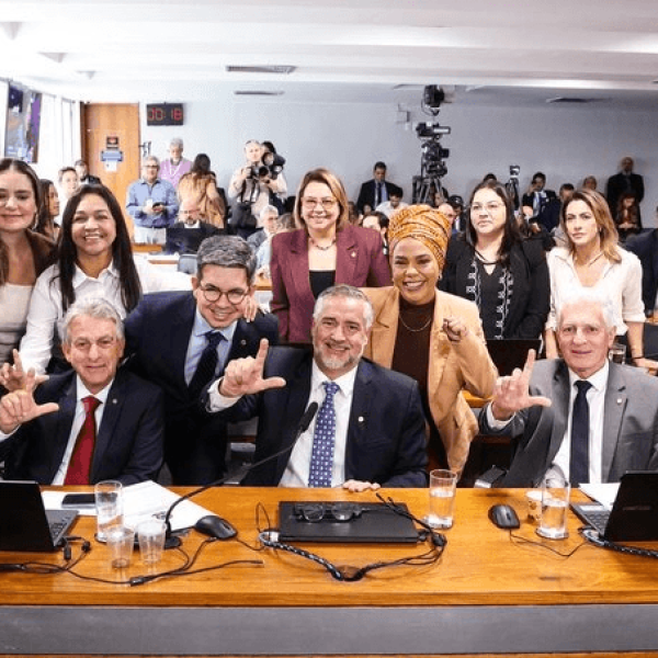 Entre o julgamento e o abafamento: quem protege os aposentados?