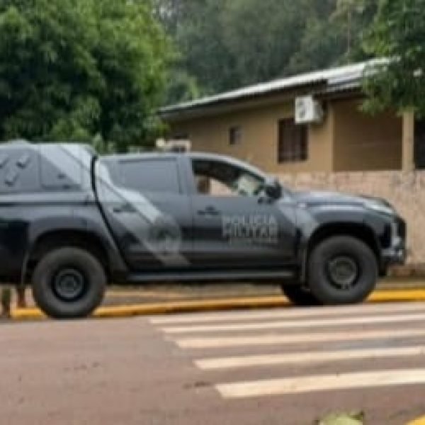 (Atualizada) BPFron isolou rua em Itaipulândia suspeita de ter explosivos. Tem haver relação com ataque no PY