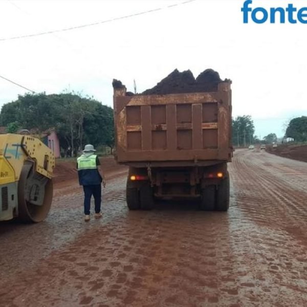 Chegando na reta final asfalto no Paraguai que vai beneficiar diretamente Porto de Santa Helena