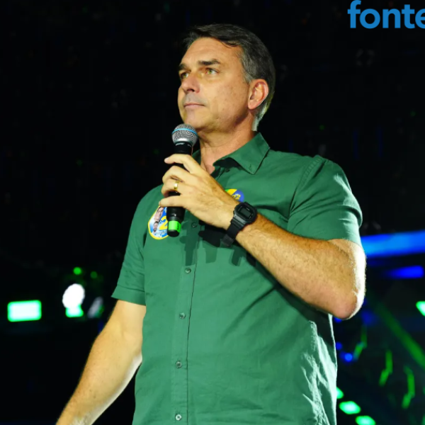 Candidato à Presidência Flávio Bolsonaro • Charles Vieira