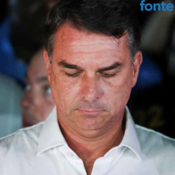 PF aciona autoridades argentinas para apurar possível saída de Flávio Bolsonaro do Brasil