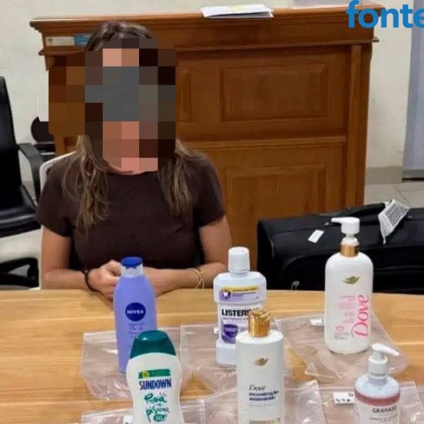 Cascavelense é presa em ilha da Indonésia com cocaína em frascos de shampoo