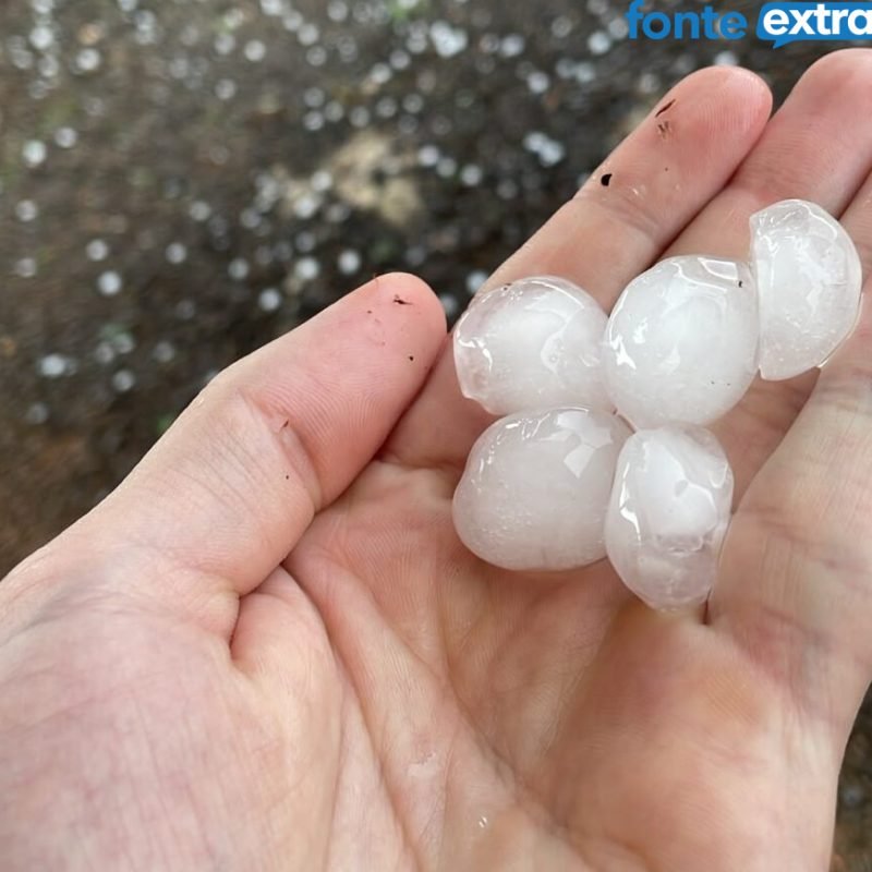 (Video) Granizo atinge distrito de São Roque e chama a atenção de moradores em Santa Helena