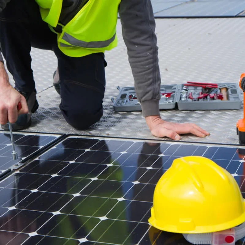 “O sol nasceu para todos”, mas… SH tem excesso  de empresa de energia fotovoltaica