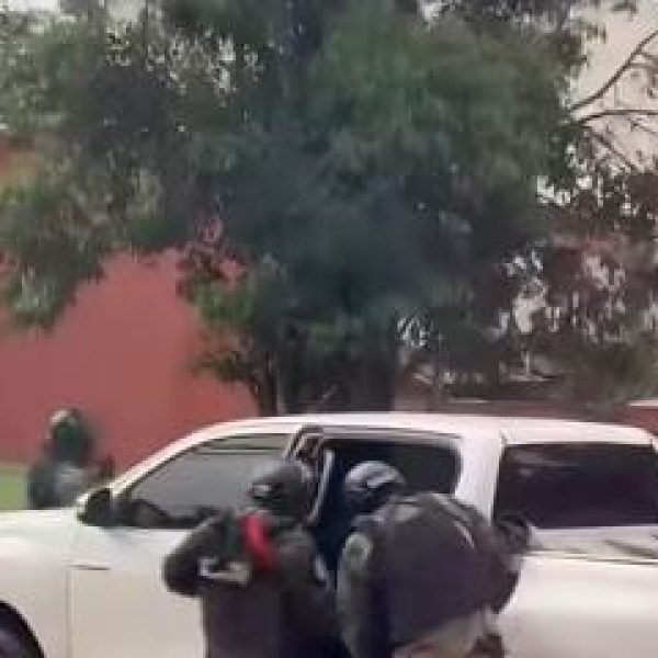 Paraná Country Clube de Hernandárias é mais uma vez local de ação de quadrilha. Foram 60 Iphones levados