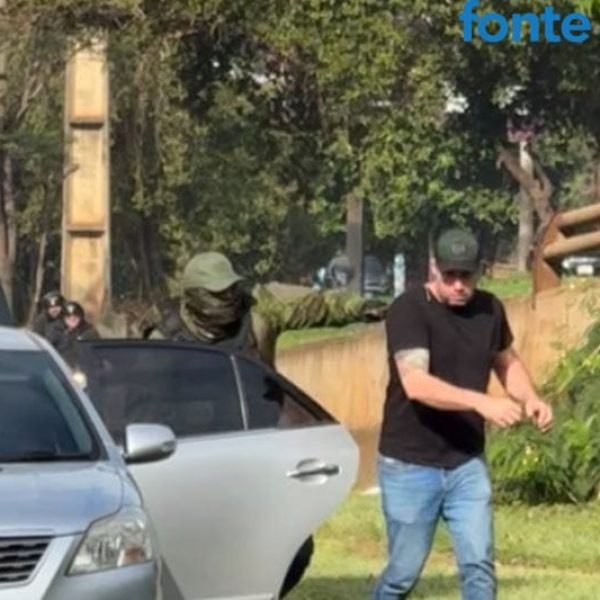 Roubo de 400 mil dólares (atualizada). Popular filma sequestro, confirmados dois brasileiros como vítimas, nesta tarde em Cidade do Leste