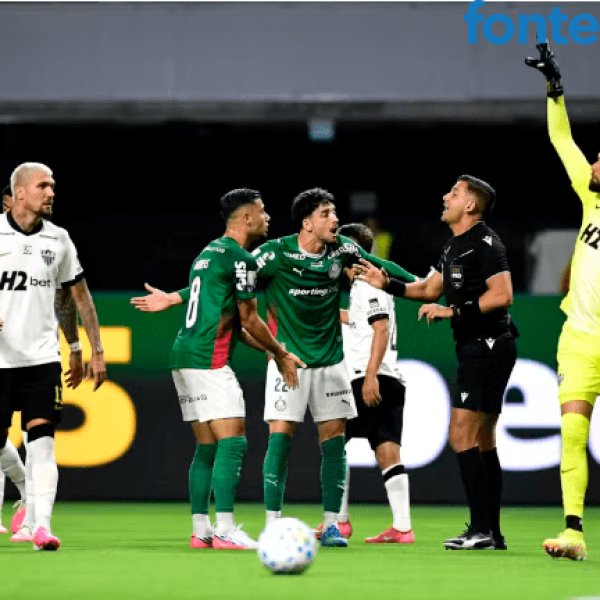 Palmeiras tropeça, mas mantém liderança na 20ª rodada do Brasileirão