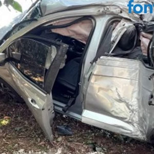 Discussão em bar gera agressão com barra de ferro; acidente destrói carro e tentativa de furto na rede elétrica vira apagão