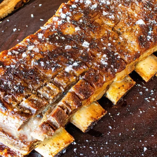 Costela no sal grosso assada na brasa: Me rendo!