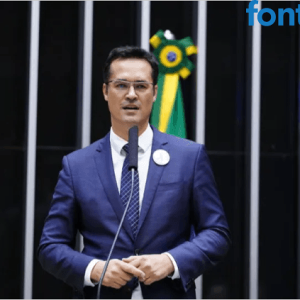 Líder em pesquisa para o Senado, Deltan tem manifesto do MP favorável à candidatura